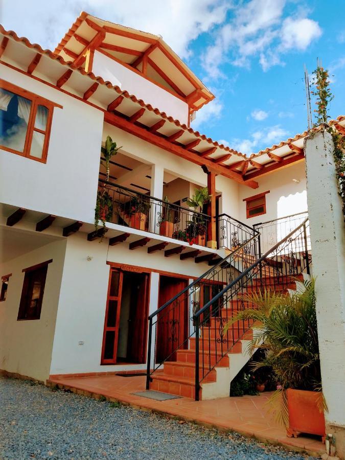 Отель Hospederia Santa Ana Вилья-де-Лейва Экстерьер фото